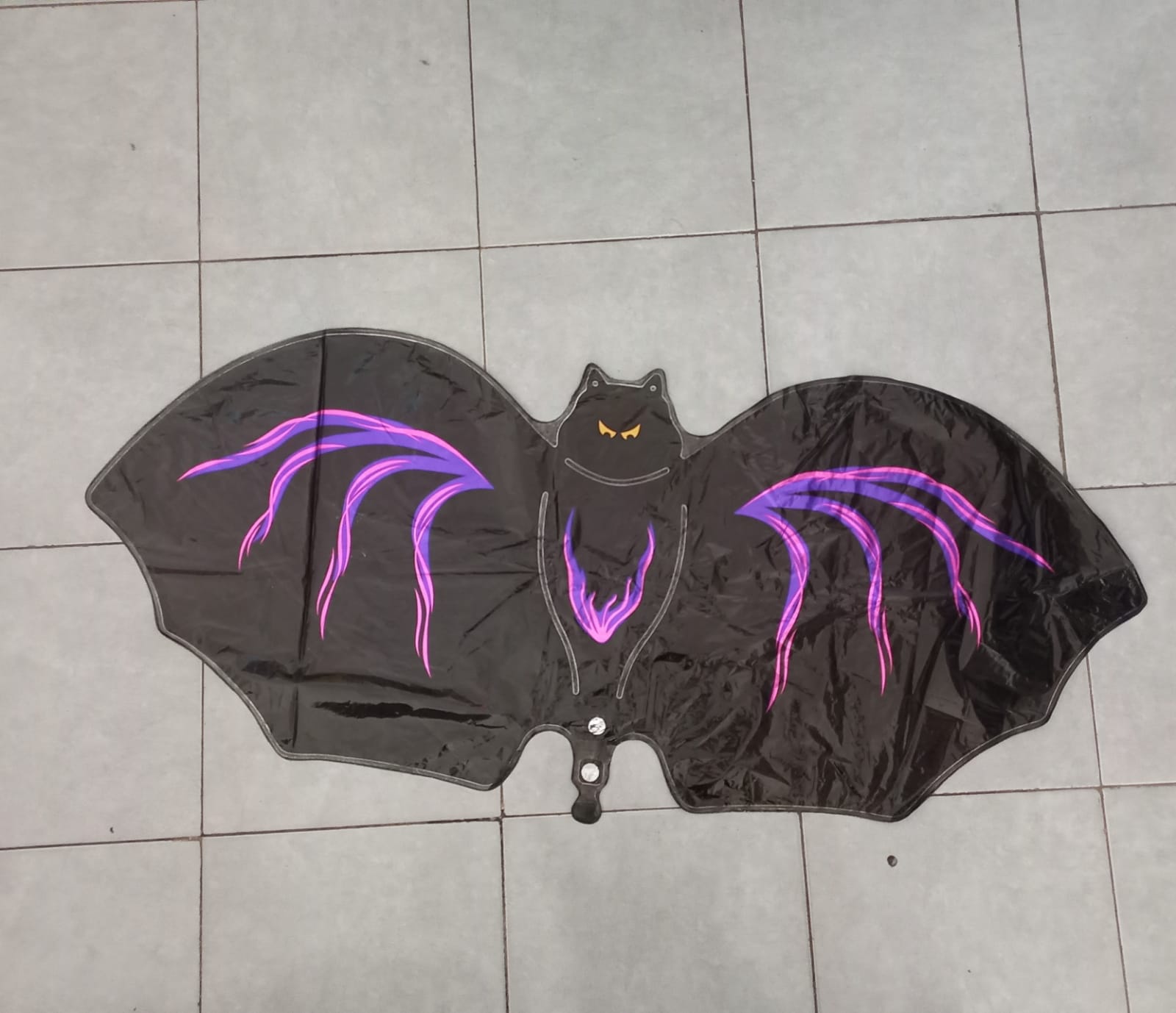 MURCIELAGO ATERRADOR